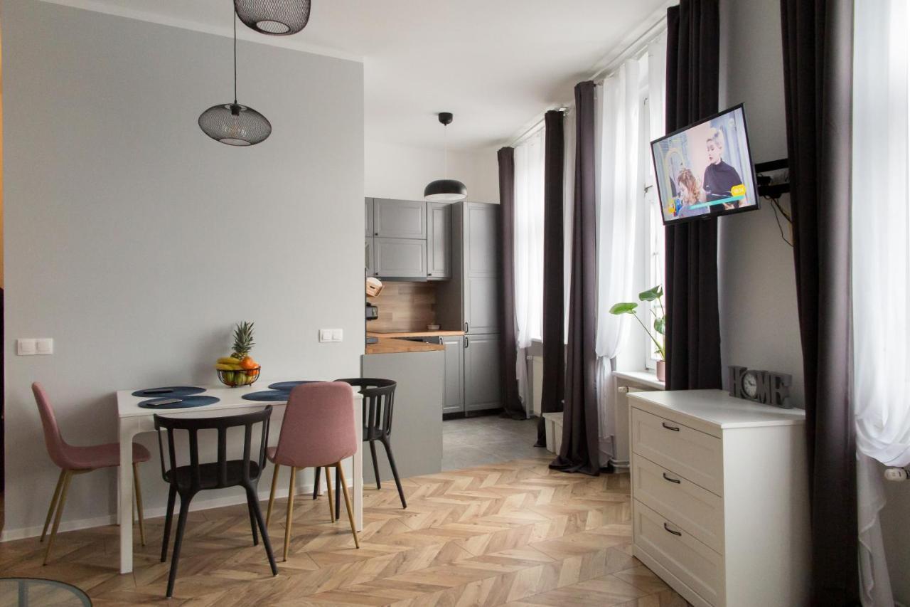 Apartament Magia Miasta Apartment เยเลเนียกูรา ภายนอก รูปภาพ