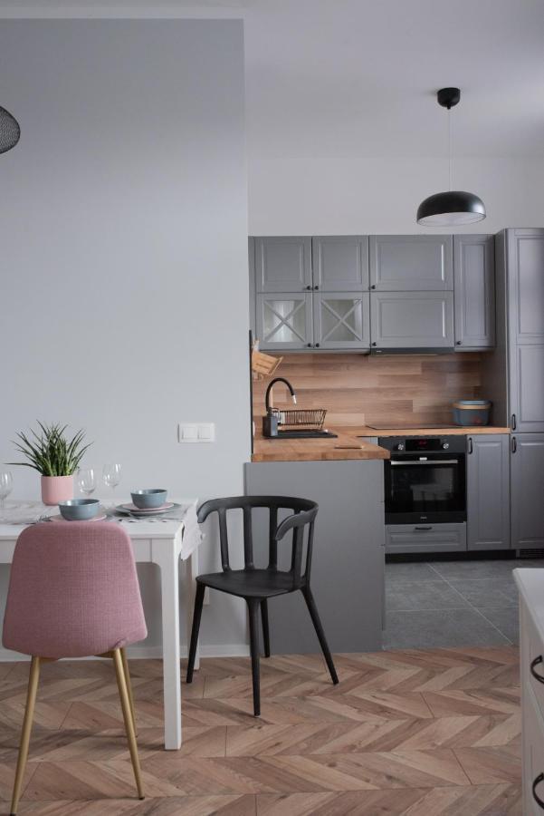 Apartament Magia Miasta Apartment เยเลเนียกูรา ภายนอก รูปภาพ