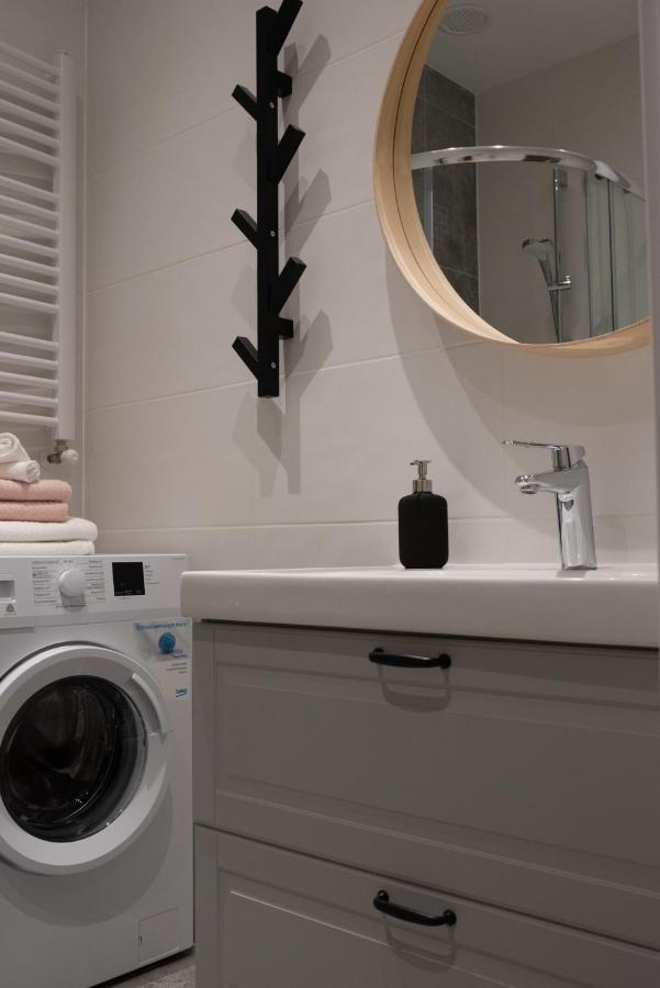 Apartament Magia Miasta Apartment เยเลเนียกูรา ภายนอก รูปภาพ